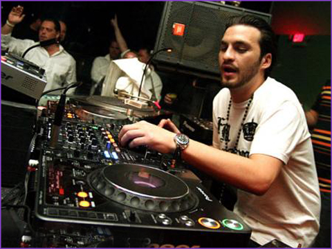 Tracklisting: Steve Angello at Roseland Ballroom, New York, 12.31.10 djvisclo vip blog com 90421Steve Angello2 Tracklisting: Steve Angello at Roseland Ballroom, New York, 12.31.10