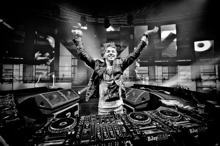 LIVE SET Arty @ Marquee Las Vegas 09.10.2011  MONDAY MIX: Arty @ Marquee , Las Vegas 09.10.2011