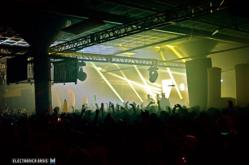 dada life 1 REVIEW: Dada Life @ The Compound